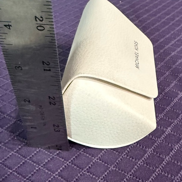 Michael Kors case Eyeglass white - Picture 7 of 8